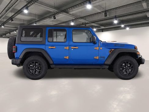 Used 2021 Jeep Wrangler Unlimited Sport AWD/4WD image 8