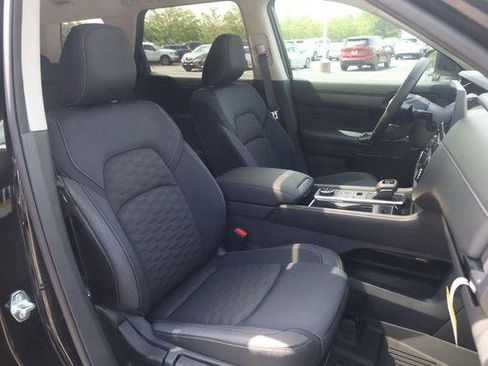 New 2026 Nissan Pathfinder SV AWD/4WD image 21