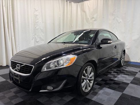 Used 2013 Volvo C70 T5 image 2
