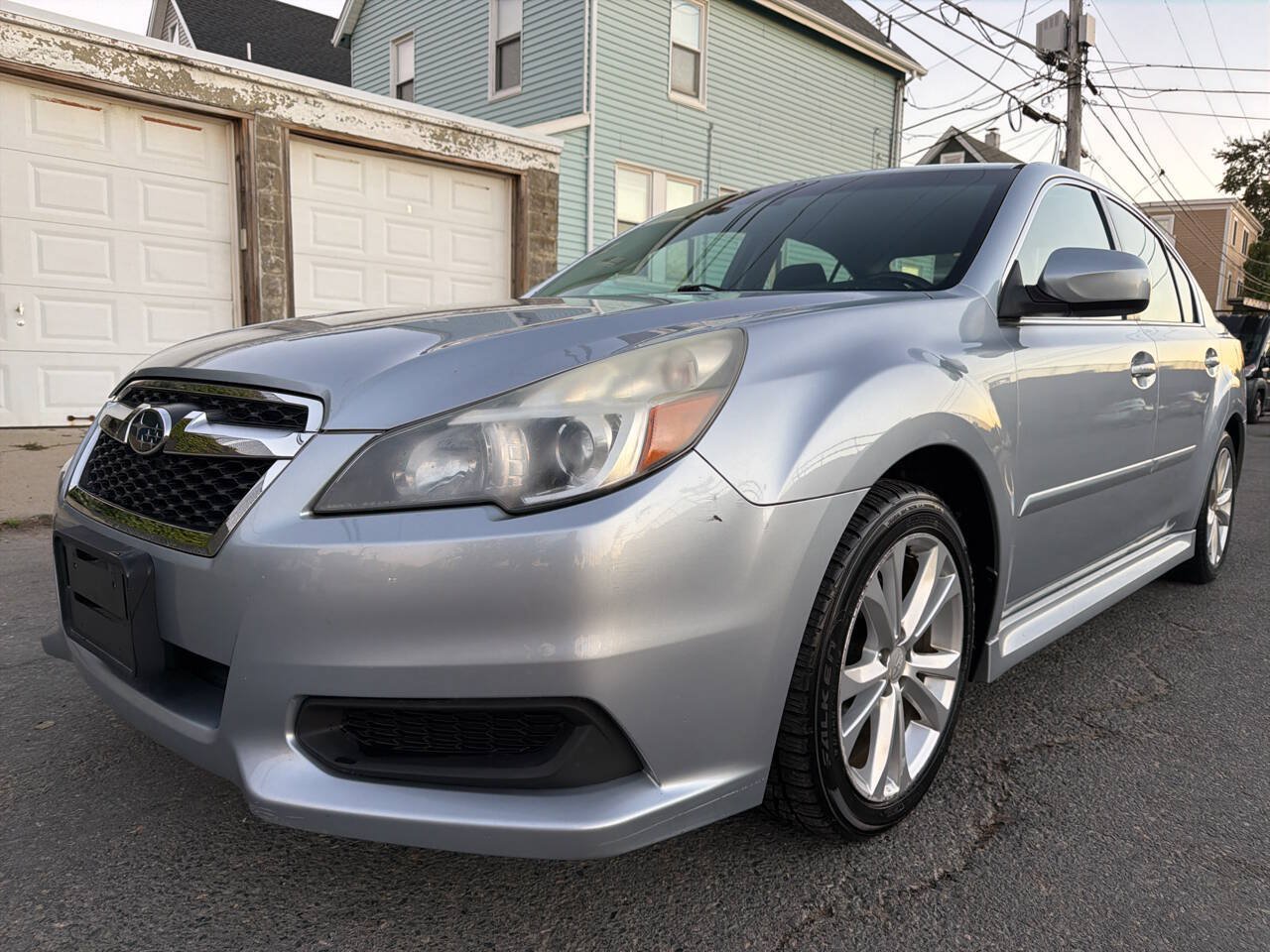 Used 2013 Subaru Legacy 2.5i Premium AWD/4WD image 1