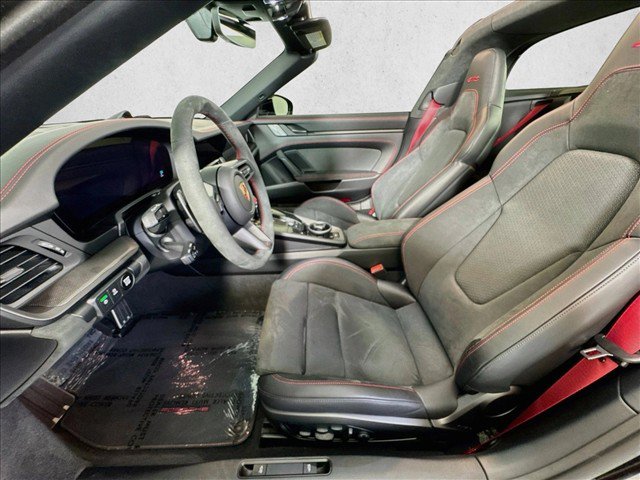 Used 2026 Porsche 911 Targa 4 GTS AWD/4WD image 5