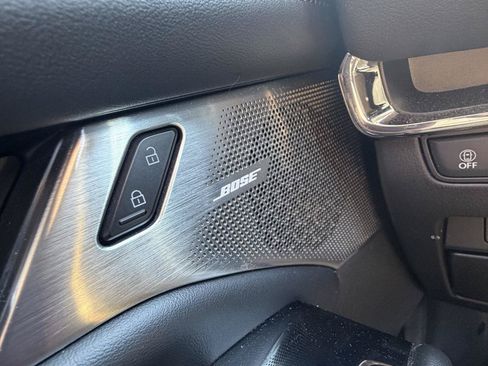 Used 2022 MAZDA MAZDA3 s FWD image 14