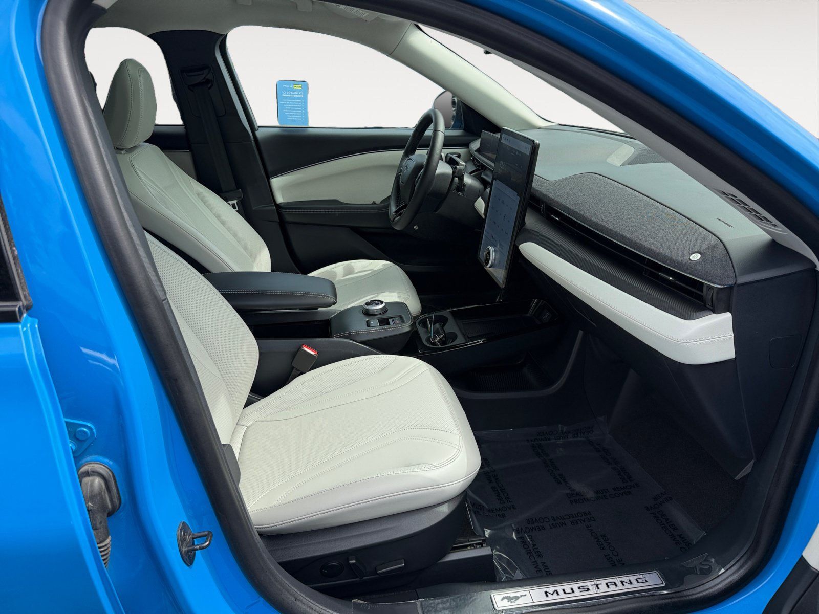 Used 2022 Ford Mustang Mach-E Premium RWD image 19