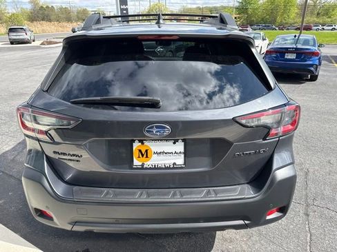 Used 2024 Subaru Outback Onyx Edition AWD/4WD image 5