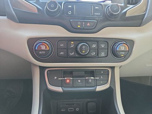 Used 2023 GMC Terrain Denali w/ Denali Premium Package image 29