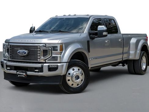 Used 2022 Ford F450 Platinum w/ FX4 Off-Road Package AWD/4WD image 4