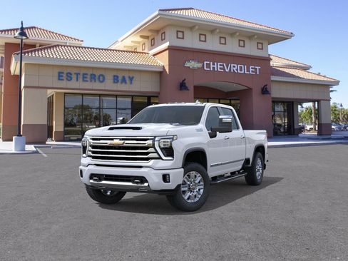 New 2026 Chevrolet Silverado 2500 High Country w/ High Country Premium Package AWD/4WD image 32