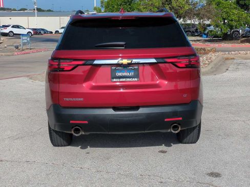 Used 2023 Chevrolet Traverse LT FWD image 6