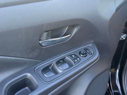 Used 2023 Nissan Versa SV image 22