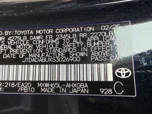 Used 2025 Toyota Prius XLE image 24