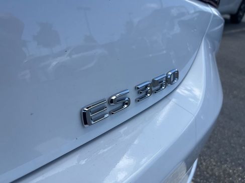 Used 2024 Lexus ES 350 F Sport w/ Accessory Package (Z2) FWD image 7
