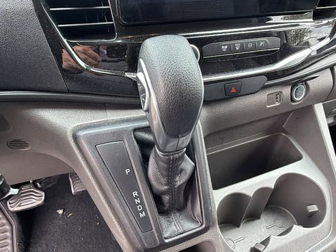Used 2024 Ford Transit 350 XLT image 28
