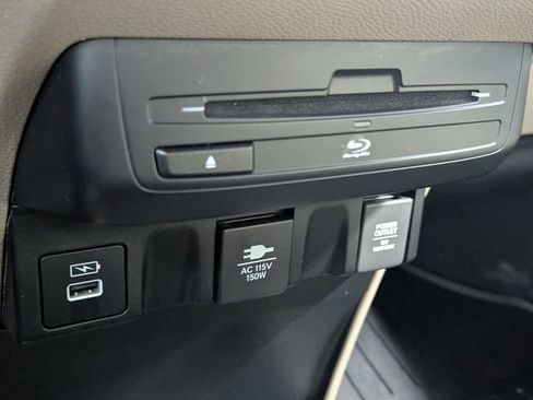 Used 2021 Honda Odyssey Touring image 18