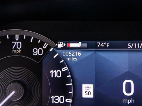 Used 2023 Land Rover Defender 90 X image 34