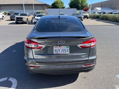 Used 2020 Ford Fusion Energi Titanium FWD image 6