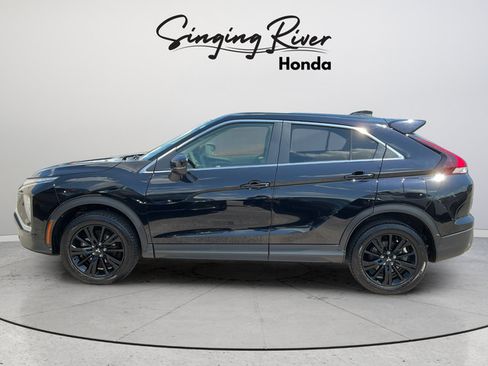 Used 2023 Mitsubishi Eclipse Cross LE AWD/4WD image 4