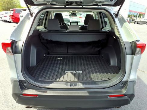 Used 2025 Toyota RAV4 XLE image 11