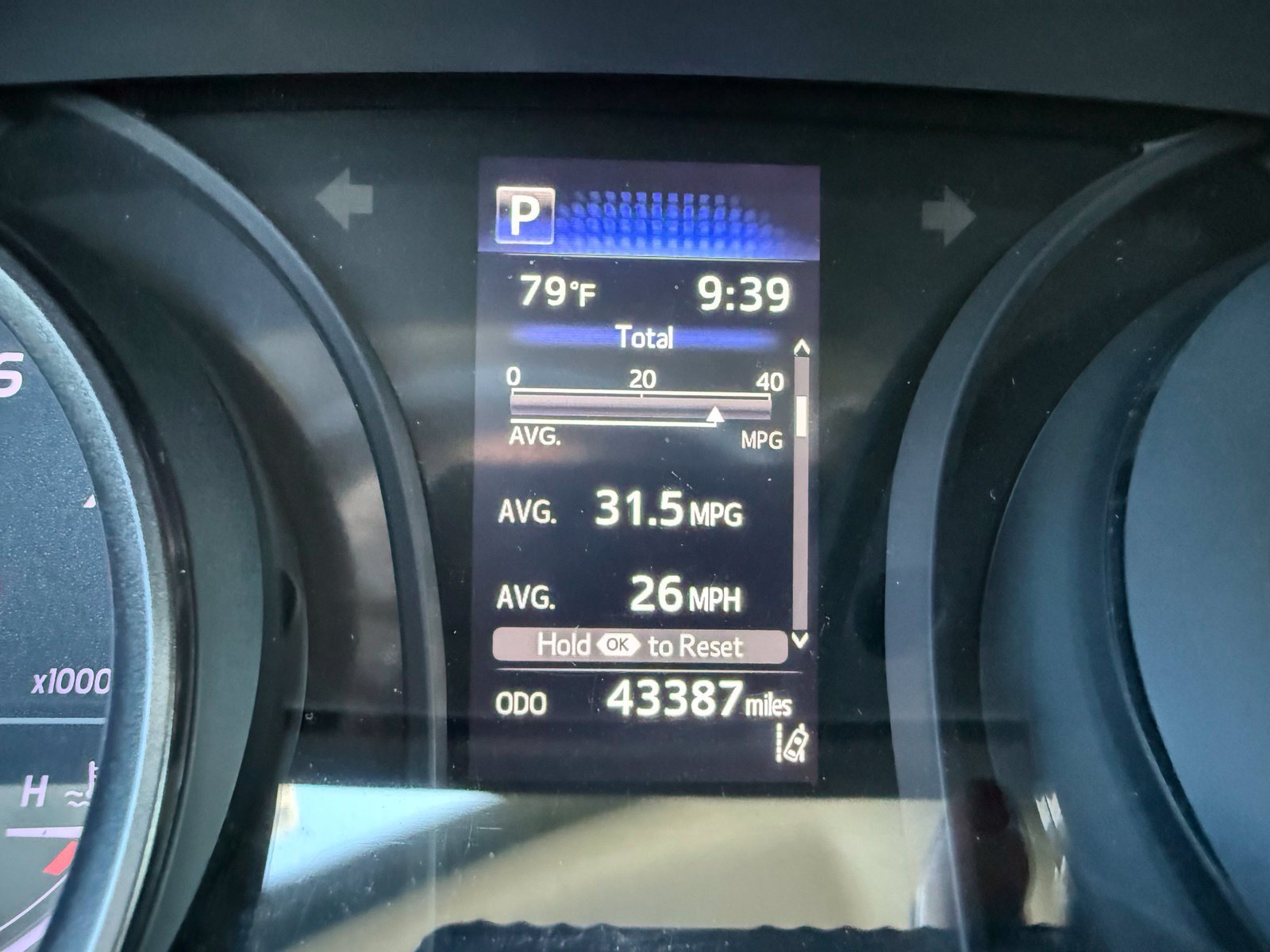 Used 2022 Toyota Camry SE w/ Carpet Mat Package (TMS) FWD image 15