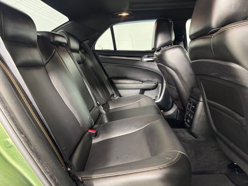 Used 2018 Chrysler 300 S w/ Safetytec Plus Group RWD image 21