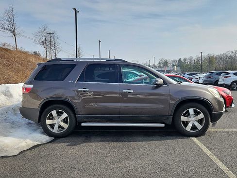 Used 2011 GMC Acadia SLT image 4