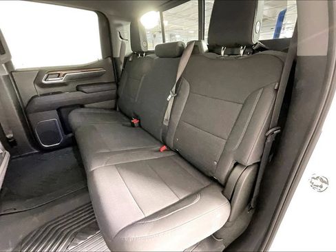 Used 2025 Chevrolet Silverado 1500 LT Trail Boss w/ Convenience Package II AWD/4WD image 34