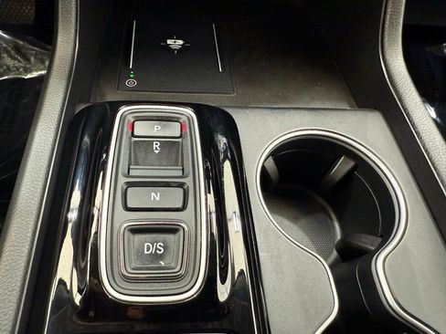 Used 2023 Honda Pilot Elite image 40