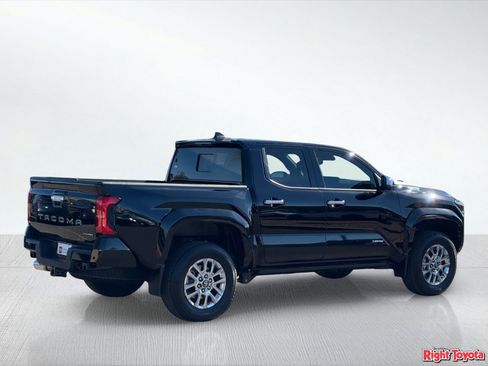Certified 2025 Toyota Tacoma Limited AWD/4WD image 5
