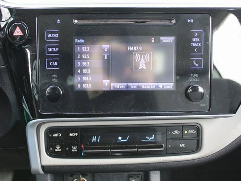 Used 2017 Toyota Corolla LE w/ Carpet Mat Package (TMS) image 14