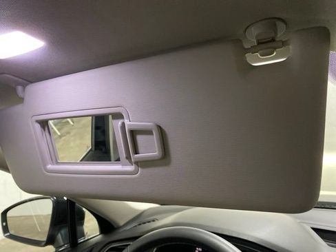 Used 2023 Volkswagen Tiguan SE w/ Panoramic Sunroof Package FWD image 66