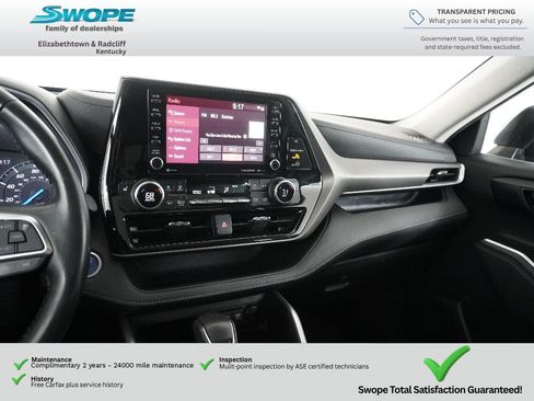 Used 2021 Toyota Highlander XLE AWD/4WD image 20