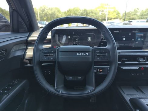 Used 2027 Kia Telluride SX Prestige X-Line w/ Towing Package AWD/4WD image 17