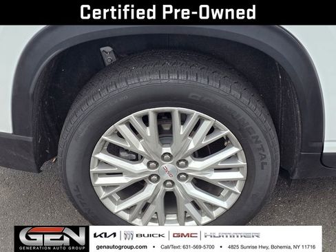 Used 2024 GMC Acadia Elevation image 9