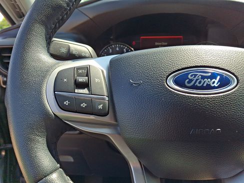 Certified 2024 Ford Explorer XLT AWD/4WD image 23