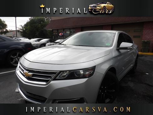 Used 2017 Chevrolet Impala LT FWD image 1