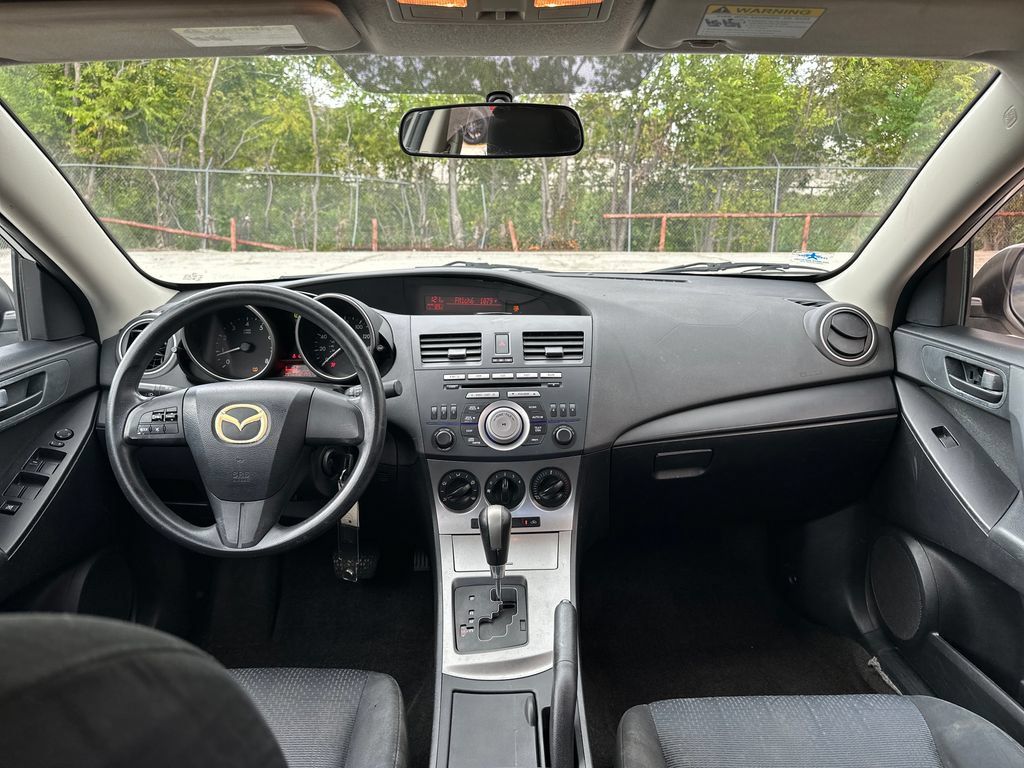 Used 2010 MAZDA MAZDA3 i Sport FWD image 17