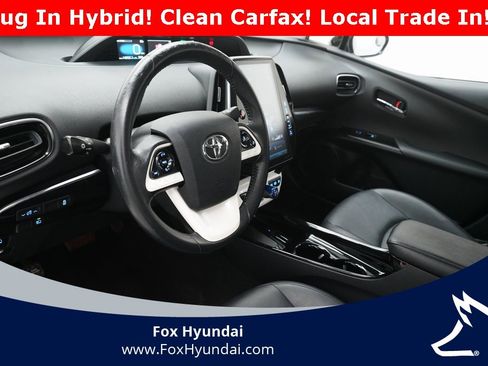 Used 2017 Toyota Prius Prime Premium image 8