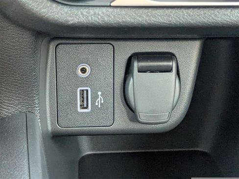 New 2025 Nissan Versa S w/ Trunk Package image 24