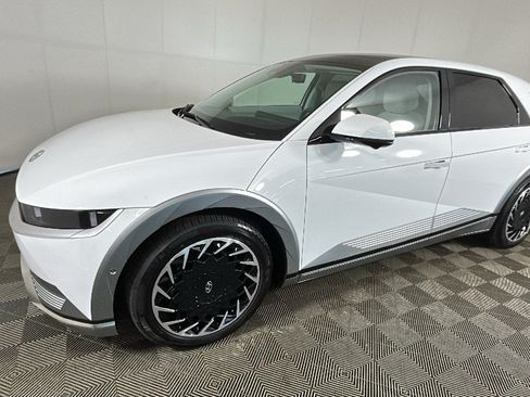 Used 2024 Hyundai Ioniq 5 Limited AWD/4WD image 6