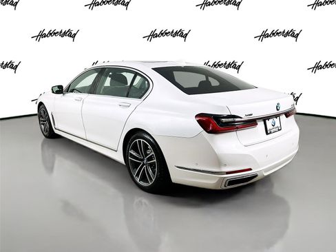 Used 2020 BMW 750i xDrive w/ Cold Weather Package image 7