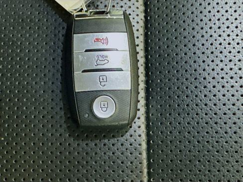 Used 2017 Kia Sportage EX w/ EX Technology Package image 38