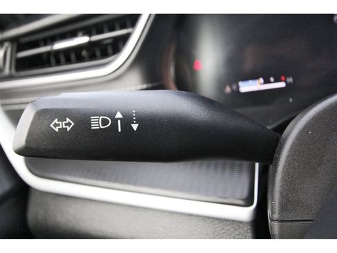 Used 2025 Jeep Grand Cherokee Altitude RWD image 17