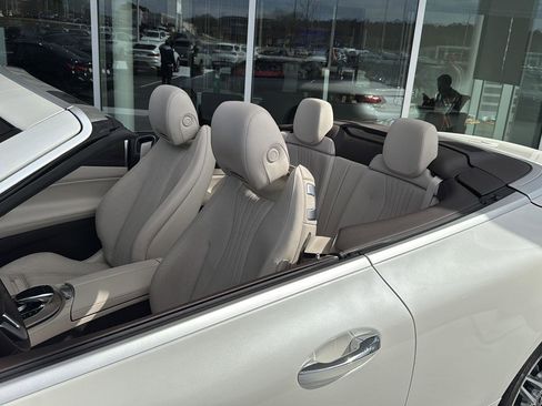 Used 2020 Mercedes-Benz E 450 4MATIC Cabriolet image 24