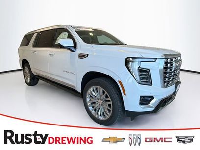 New 2026 GMC Yukon XL Denali w/ Sun & Power Step Package