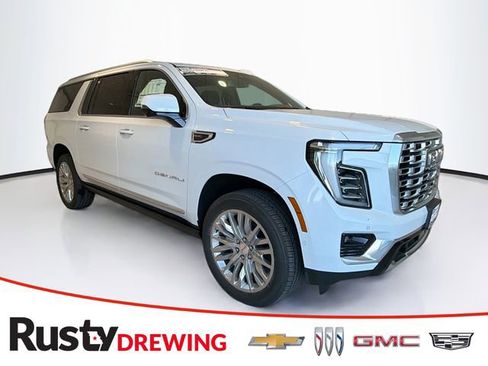 New 2026 GMC Yukon XL Denali w/ Sun & Power Step Package image 1