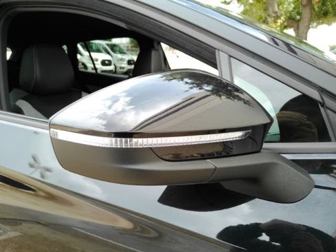 Used 2023 Volkswagen ID.4 Pro RWD image 22