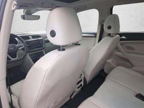 Used 2023 Volkswagen Tiguan SE FWD image 27