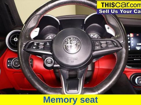 Used 2021 Alfa Romeo Giulia Ti Sport w/ Carbon Package AWD/4WD image 15