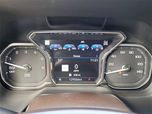 Used 2021 GMC Yukon SLT w/ Rear Media and Nav Package image 30