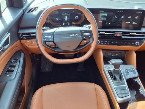New 2026 Kia Sportage X-Line AWD/4WD image 2