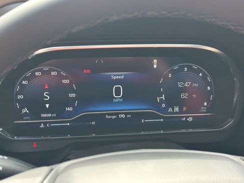 Used 2024 Chevrolet Tahoe High Country w/ Premium Package image 33